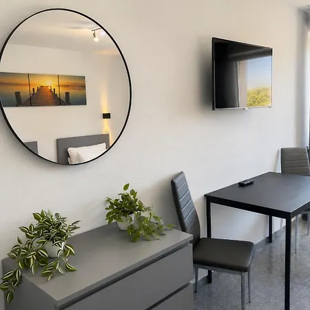 Lipp Apartments-2